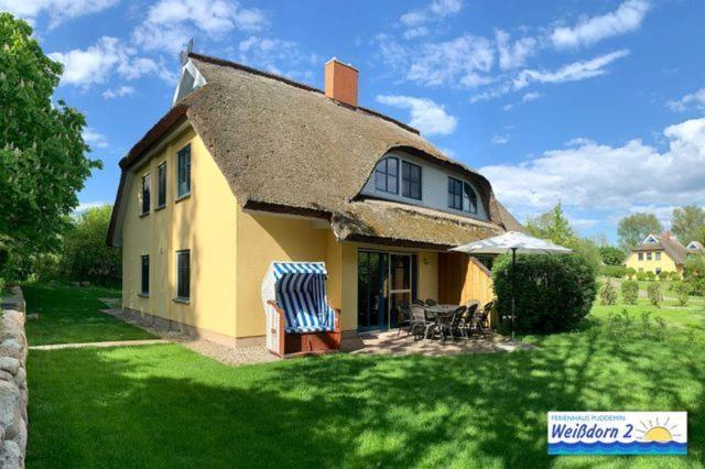 Familienfreundliches Reetdachhaus Weissdorn 2 Villa Puddemin Exterior photo